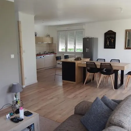 Hébergement de vacances Spacious And Cosy 80 M House Located In *