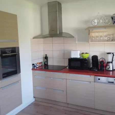 Hébergement de vacances Spacious And Cosy 80 M House Located In *