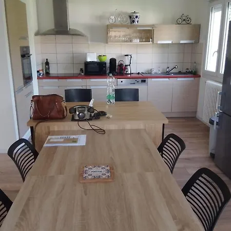 Spacious And Cosy 80 M House Located In *